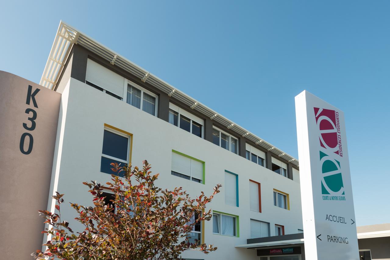 Residence Uxco Kampus 30 Ex Suiteasy Nimes Bagian luar foto